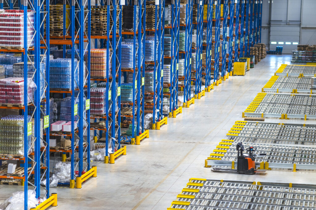 Shows both physical stock + digital system → perfect for inventory management.